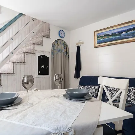Casa Nel Borgo Marinaro Di Civitanova Civitanova Marche Exterior photo